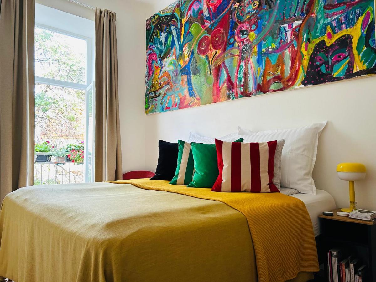 Green Balcony & King Size Bed プラハ エクステリア 写真